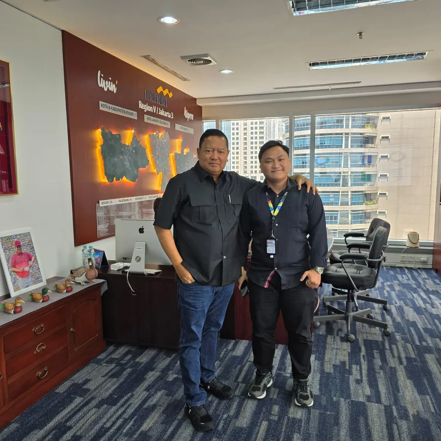 Arrow in a Bank Mandiri office